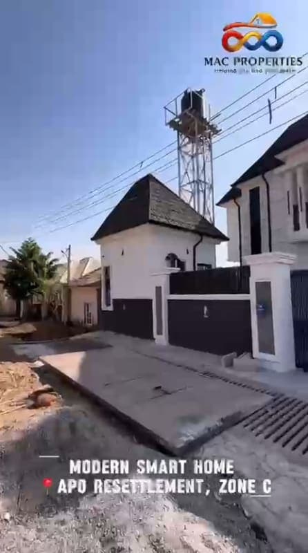 SMART 4 BEDROOM AND BQ