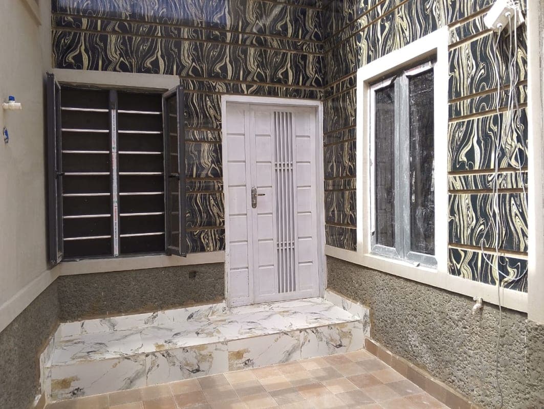 3 bedroom apartment in kano Danbare
